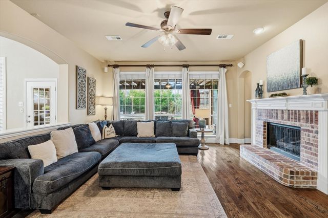4512 Delaina Drive, Flower Mound, TX 75022