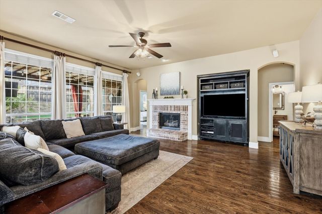 4512 Delaina Drive, Flower Mound, TX 75022