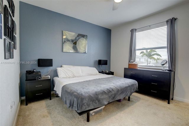 565 NE 5th Place, Florida City, FL 33034