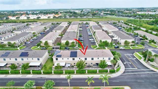 565 NE 5th Place, Florida City, FL 33034