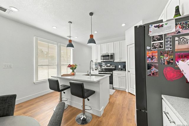 1803 W Southcross Blvd, San Antonio, TX 78211