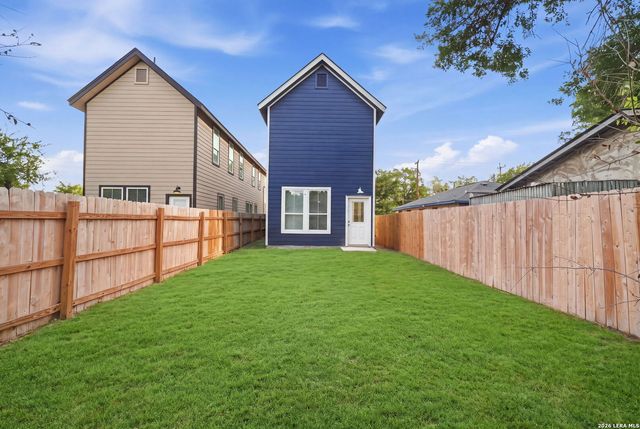 1803 W Southcross Blvd, San Antonio, TX 78211
