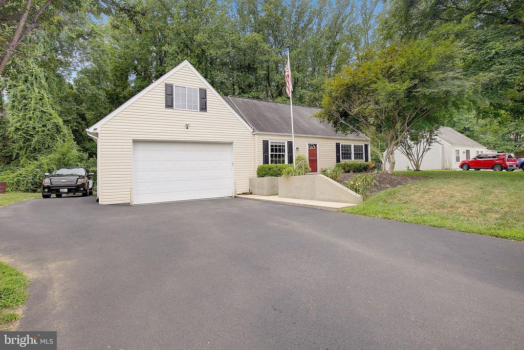 4305 CASSELL BLVD, Prince Frederick, MD 20678