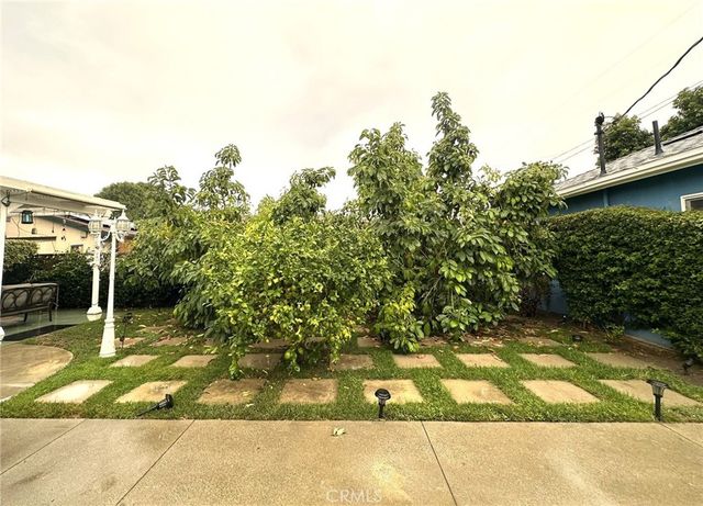 20446 Lanark Street, Winnetka, CA 91306