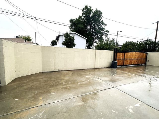 20446 Lanark Street, Winnetka, CA 91306