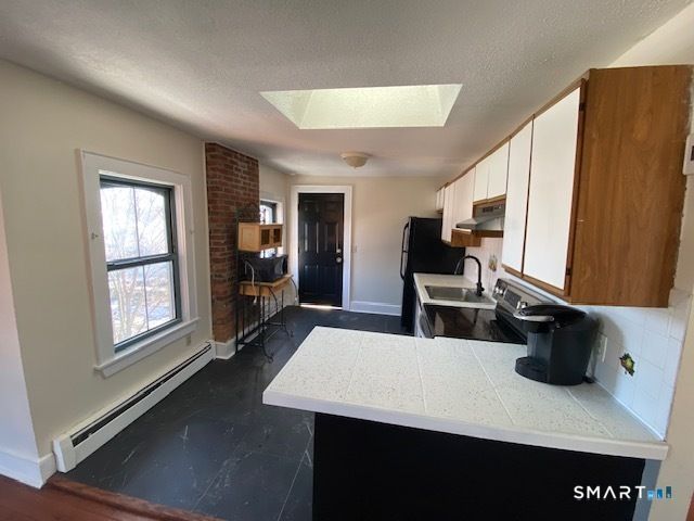 43 Alden Street APT D, Hartford, CT 06114