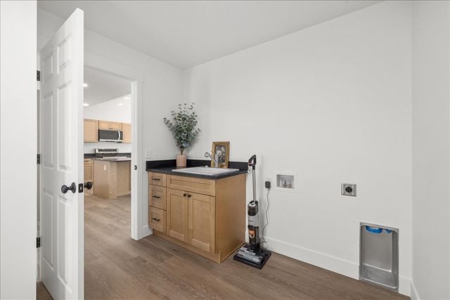 5458 Apple Rose LANE, Billings, MT 59106