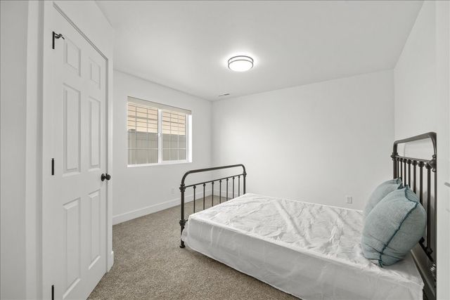 5458 Apple Rose LANE, Billings, MT 59106