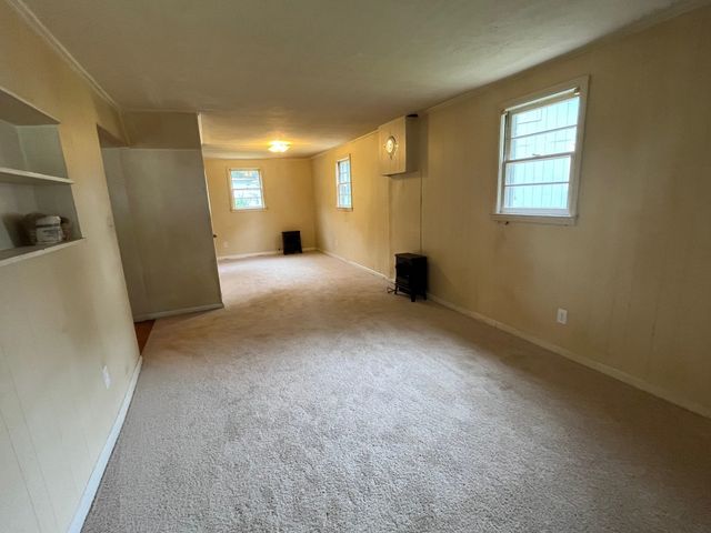 624 Old Whitney Road, Spartanburg, SC 29303