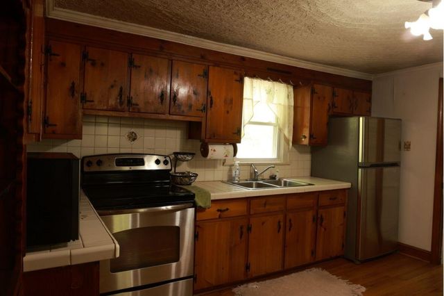 6292 Back Creek RD, Boones Mill, VA 24065