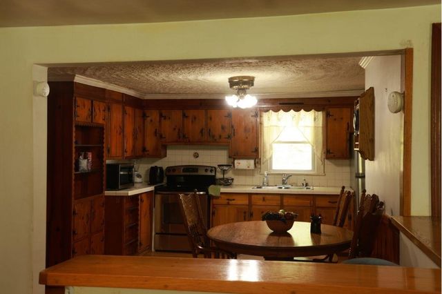 6292 Back Creek RD, Boones Mill, VA 24065