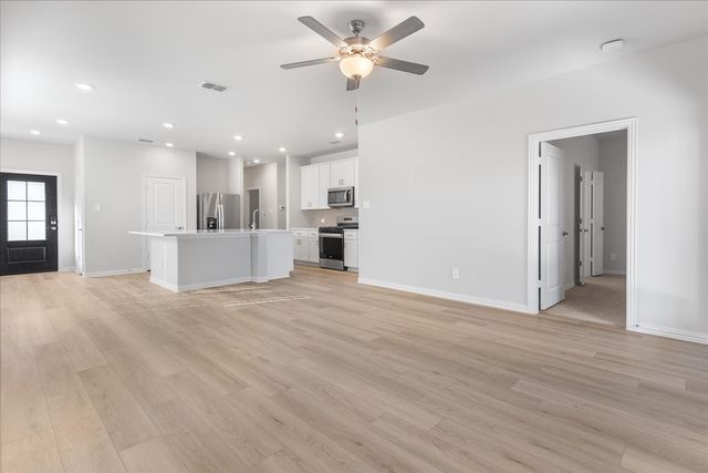 5713 Chasewood Drive, Princeton, TX 75071