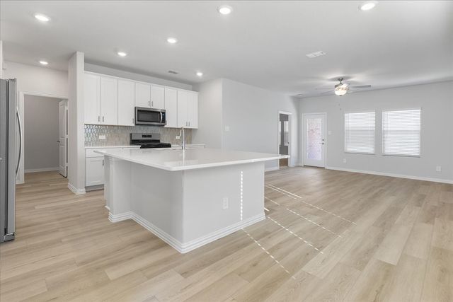 5713 Chasewood Drive, Princeton, TX 75071