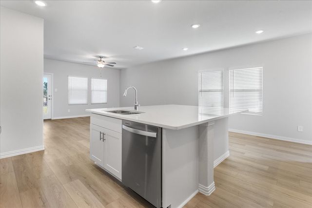 5713 Chasewood Drive, Princeton, TX 75071