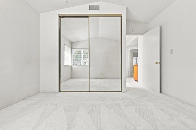 16089 Caminito De Linda, San Diego, CA 92128