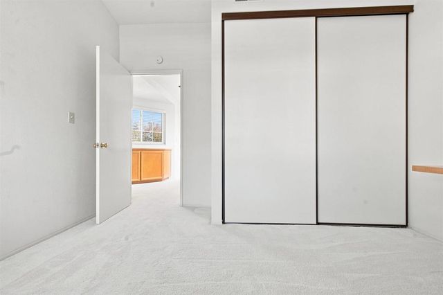 16089 Caminito De Linda, San Diego, CA 92128