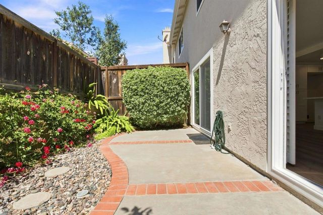 16089 Caminito De Linda, San Diego, CA 92128