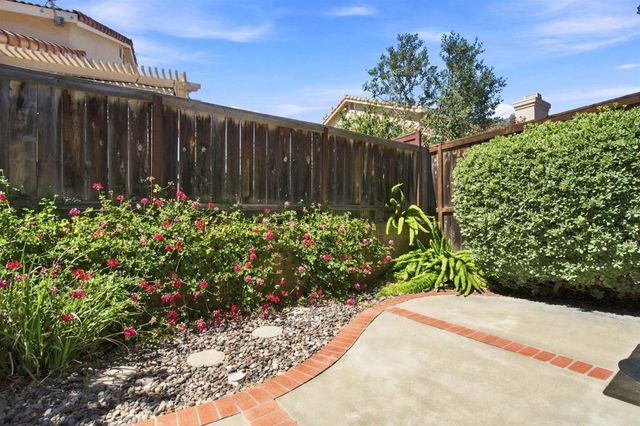 16089 Caminito De Linda, San Diego, CA 92128