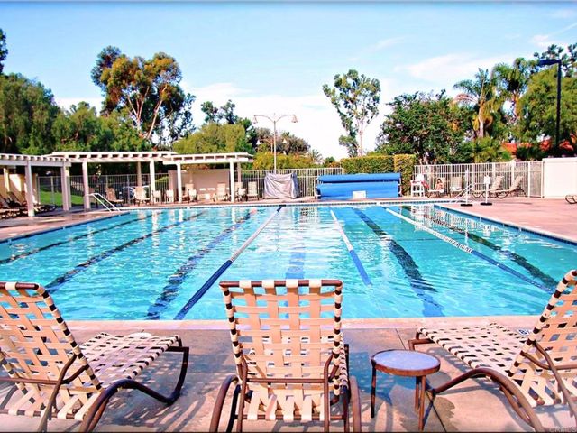 16089 Caminito De Linda, San Diego, CA 92128