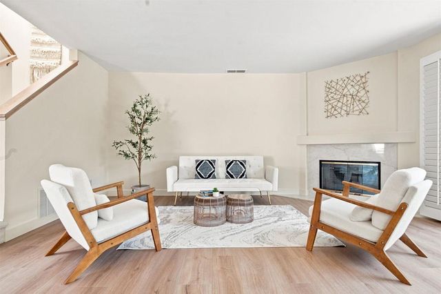 16089 Caminito De Linda, San Diego, CA 92128