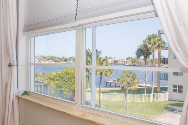 301 Croton Avenue 303, Lantana, FL 33462