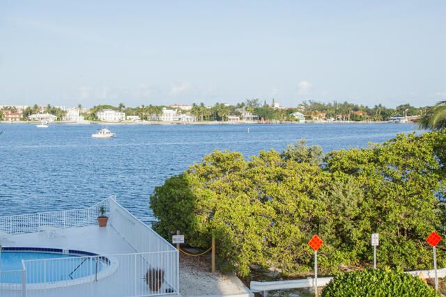 301 Croton Avenue 303, Lantana, FL 33462