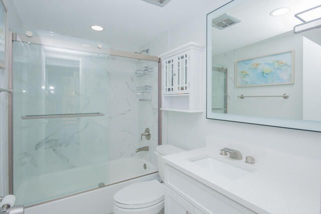 301 Croton Avenue 303, Lantana, FL 33462
