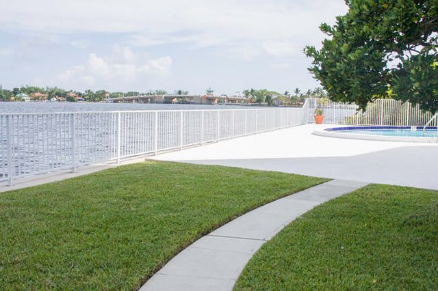 301 Croton Avenue 303, Lantana, FL 33462