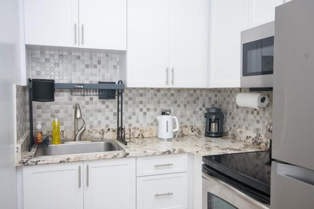 301 Croton Avenue 303, Lantana, FL 33462