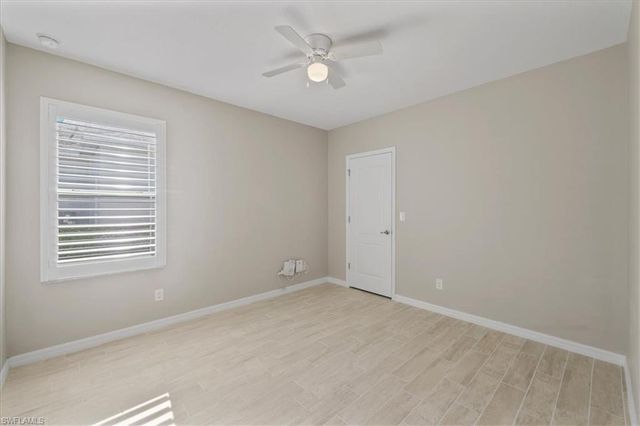 529 SW 26th TER, Cape Coral, FL 33914