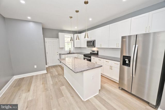 5312 PINE ST, Philadelphia, PA 19143