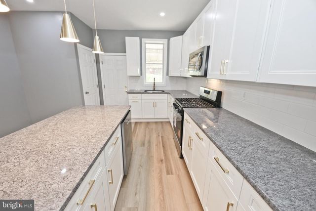 5312 PINE ST, Philadelphia, PA 19143