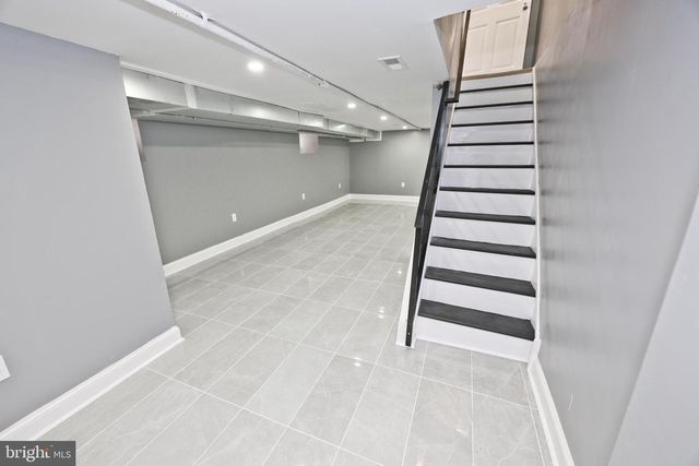 5312 PINE ST, Philadelphia, PA 19143