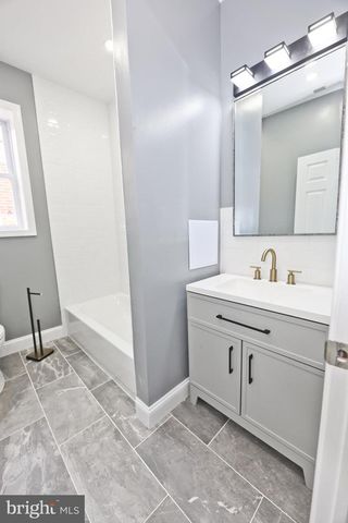 5312 PINE ST, Philadelphia, PA 19143