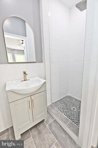 5312 PINE ST, Philadelphia, PA 19143