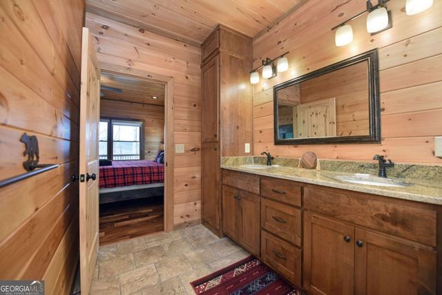 365 Aska Forest Trail, Blue Ridge, GA 30513