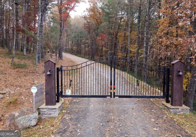 365 Aska Forest Trail, Blue Ridge, GA 30513