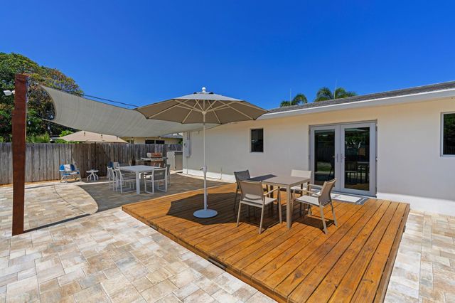 918 SE 3rd Avenue, Delray Beach, FL 33483