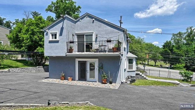 220 Pompton Road, Haledon, NJ 07508