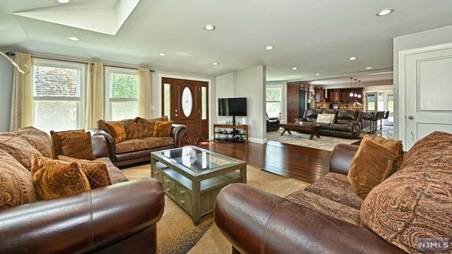 220 Pompton Road, Haledon, NJ 07508