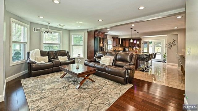 220 Pompton Road, Haledon, NJ 07508
