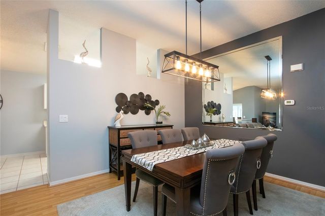 902 STAFFORDSHIRE LANE 6, Sun City Center, FL 33573