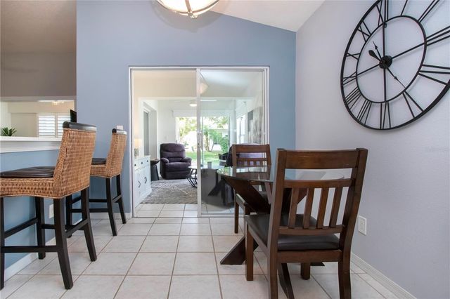 902 STAFFORDSHIRE LANE 6, Sun City Center, FL 33573