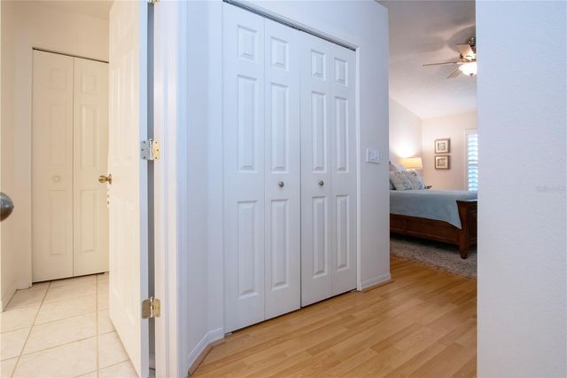 902 STAFFORDSHIRE LANE 6, Sun City Center, FL 33573