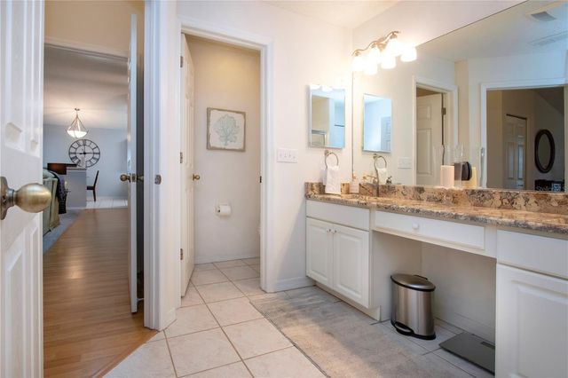 902 STAFFORDSHIRE LANE 6, Sun City Center, FL 33573