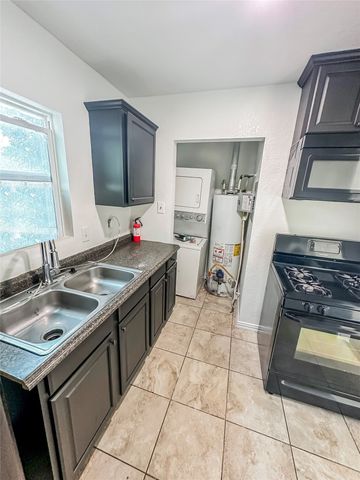 2404 Colony Court, Dallas, TX 75235