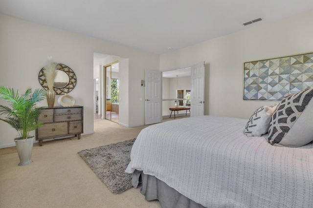 905 Glide Ferry Way, Sacramento, CA 95831