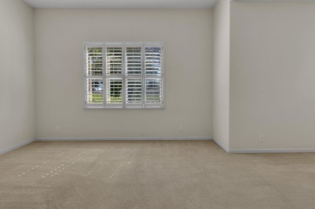 905 Glide Ferry Way, Sacramento, CA 95831