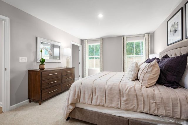 111 WALSH LN, Waynesboro, VA 22980