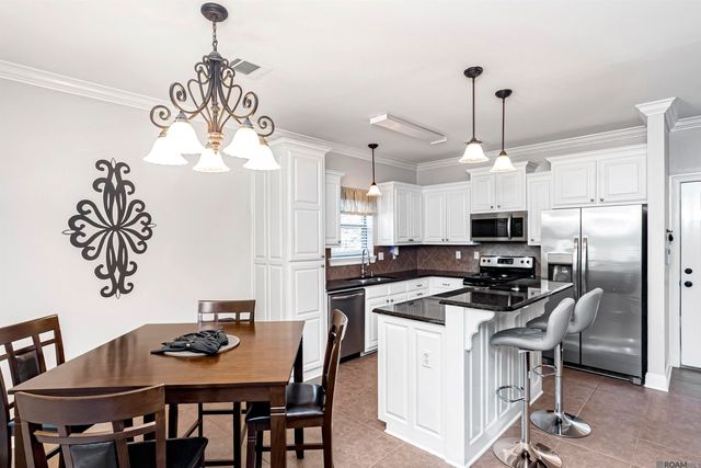 39096 Balmoral Dr, Prairieville, LA 70769